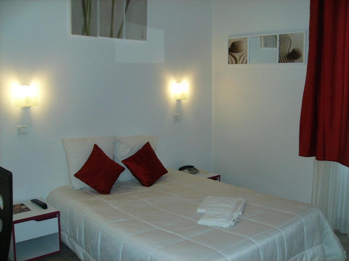 Hotel Pedussaut Saint Gaudens Bagian luar foto